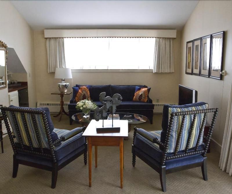 Bedford Village Inn Екстер'єр фото