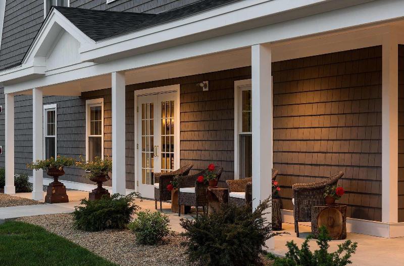 Bedford Village Inn Екстер'єр фото