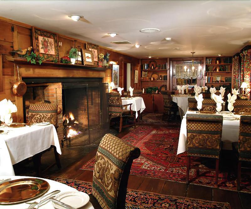 Bedford Village Inn Екстер'єр фото