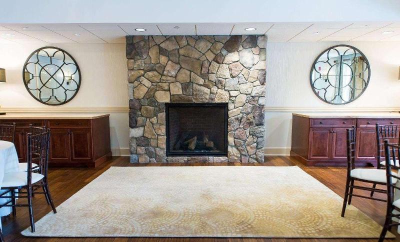Bedford Village Inn Екстер'єр фото