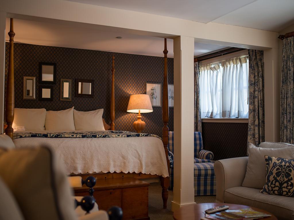 Bedford Village Inn Екстер'єр фото