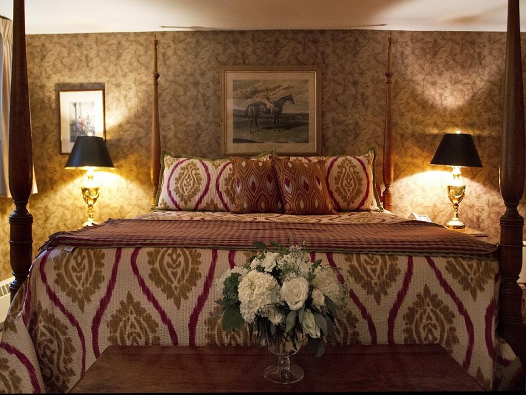 Bedford Village Inn Екстер'єр фото