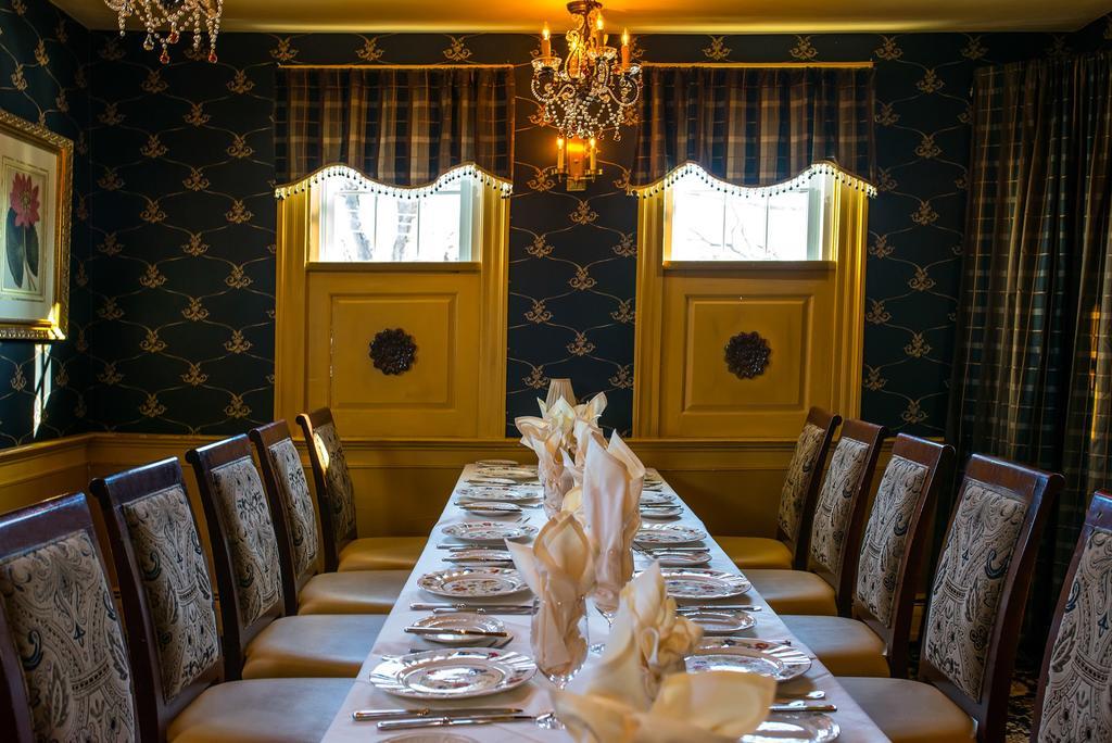 Bedford Village Inn Екстер'єр фото