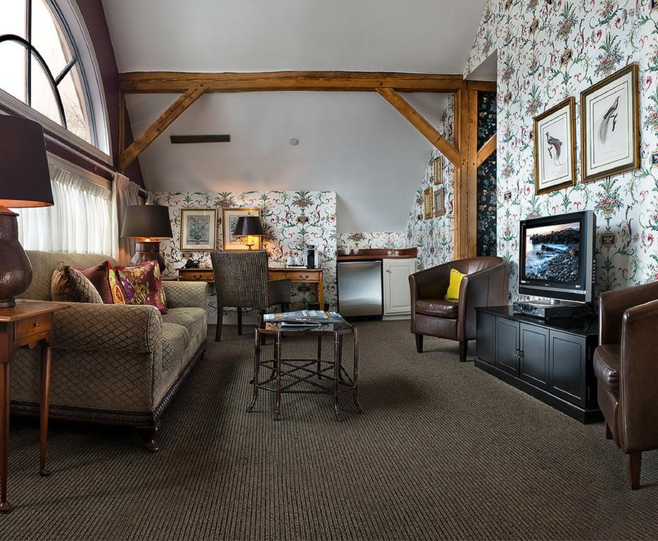 Bedford Village Inn Екстер'єр фото
