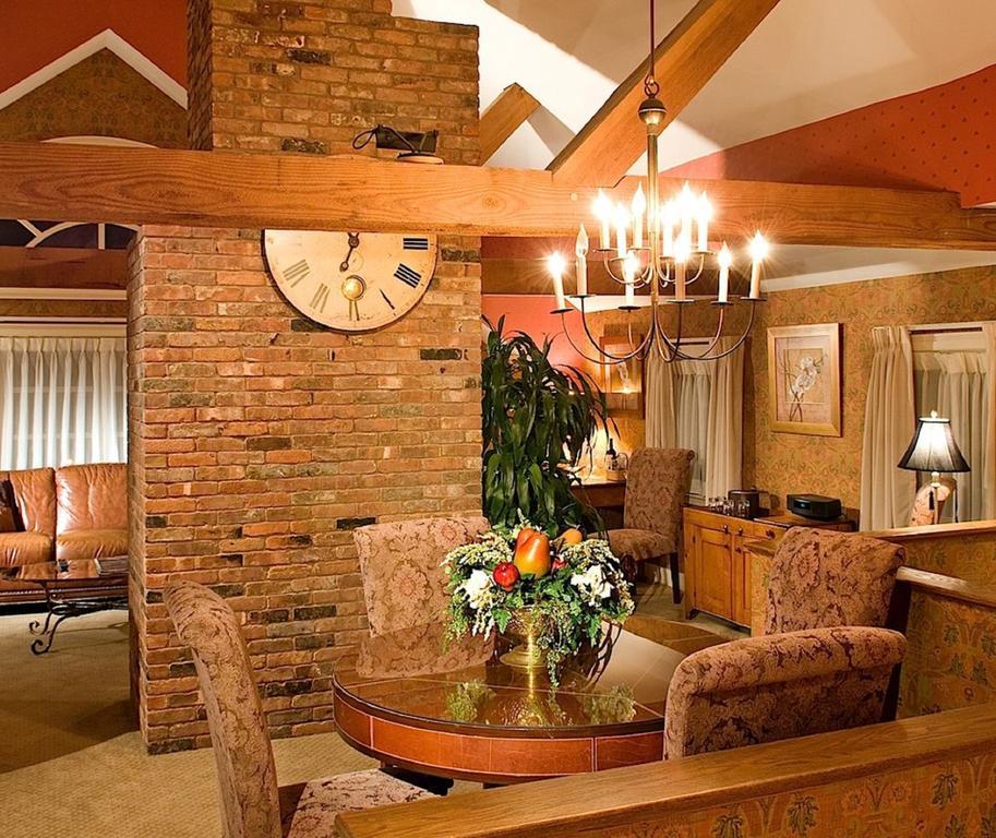 Bedford Village Inn Екстер'єр фото